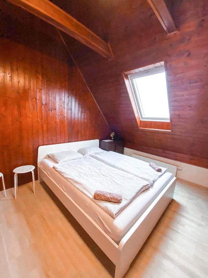 3 Apartments In 1 Location Prag Exterior foto