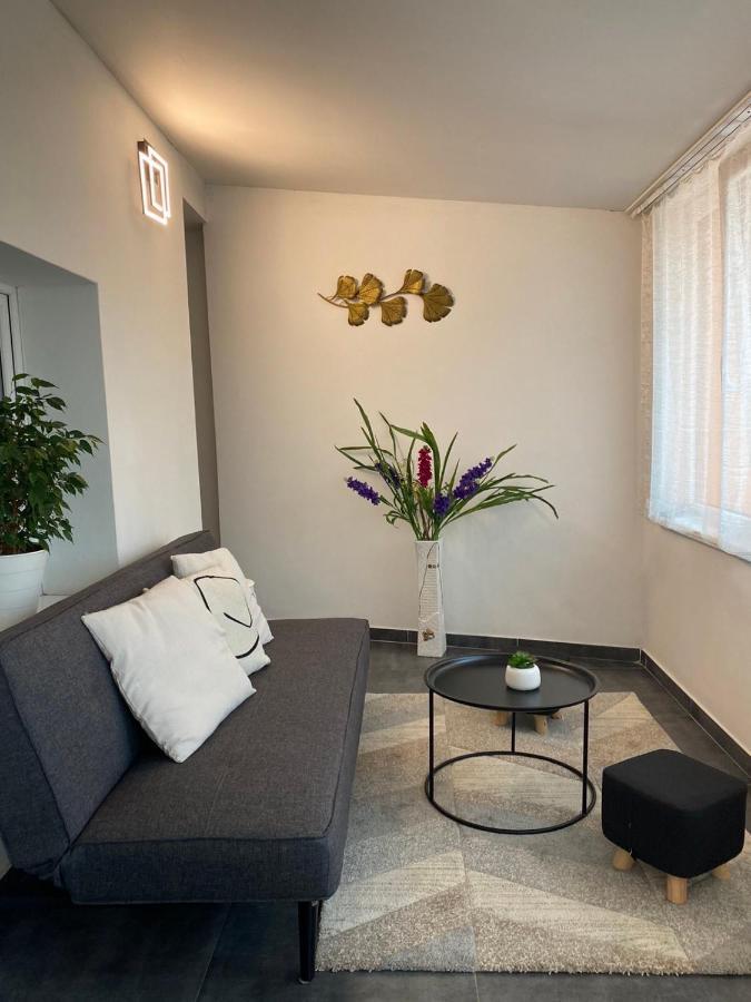 3 Apartments In 1 Location Prag Exterior foto